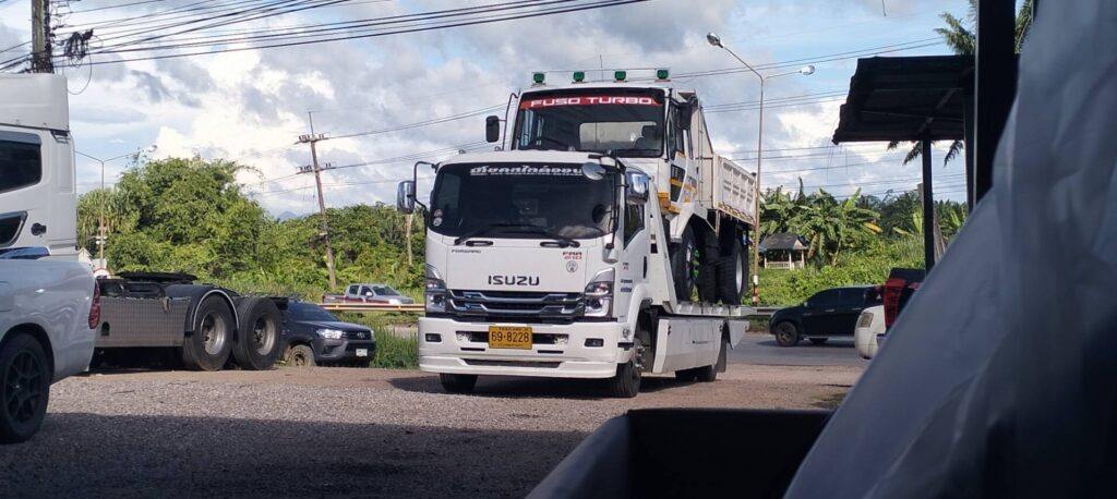 รถสไลด์ออนประชาอุทิศ